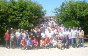 Retrouvaille devant un bon repas avant Vacances...