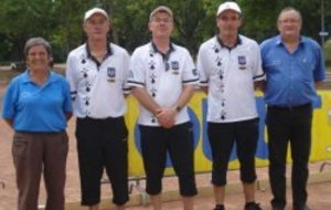 Une triplette locale au France à Roanne...