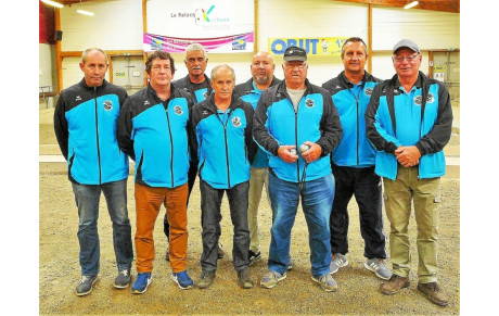 Les vétérans de MOELAN, champion du Finistère 2018