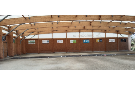 Mise en place des panneaux de nos nouveaux Sponsors...