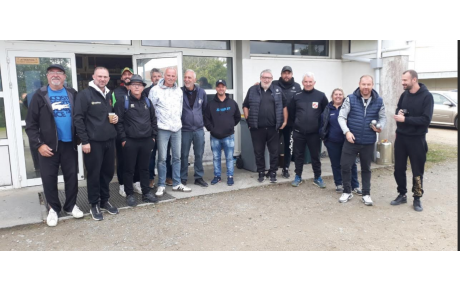 42 doublettes sur le terrain...