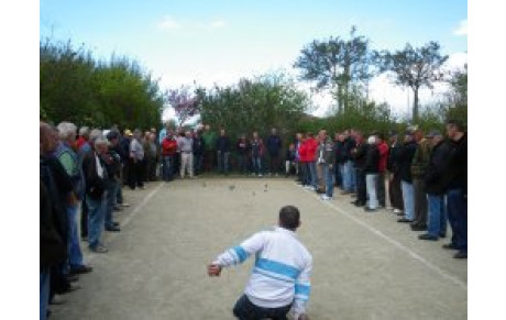 Samedi 18 avril 2009 - 158 pétanqueurs à Guilers!